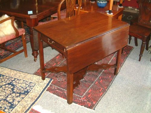 18th century mahogany pembroke table with display shelf stretcher