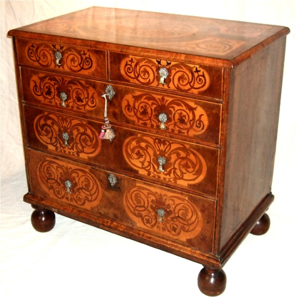 william mary period walnut marquetry chest of drawers c1690